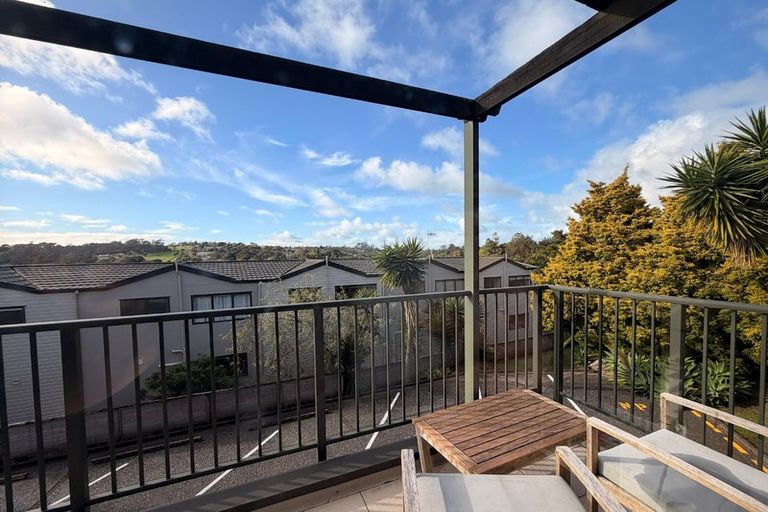 Photo of property in 8/8 Flynn Street, Birkdale, Auckland, 0626