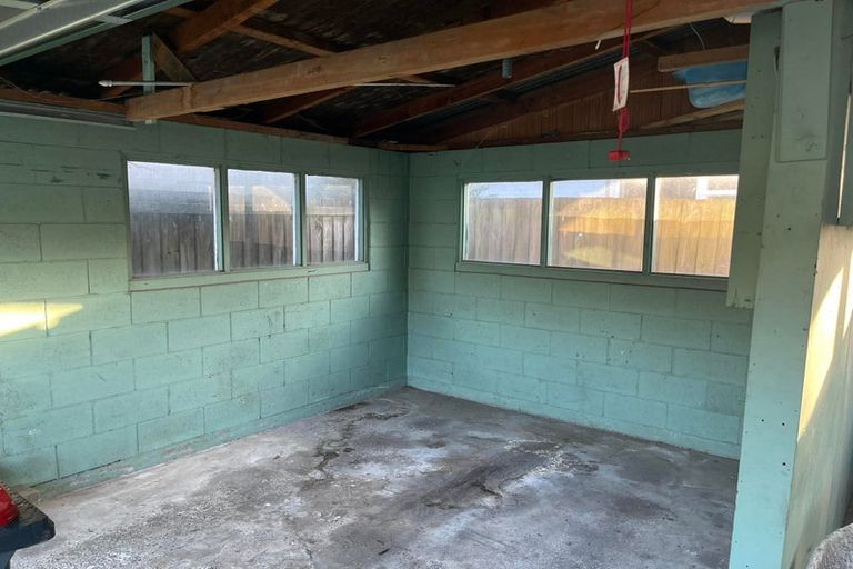 Photo of property in 4 Saffron Street, Bryndwr, Christchurch, 8053