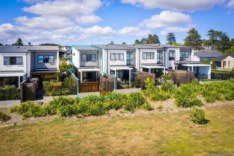 Photo of property in 12a Dida Park Drive, Kumeu, 0810