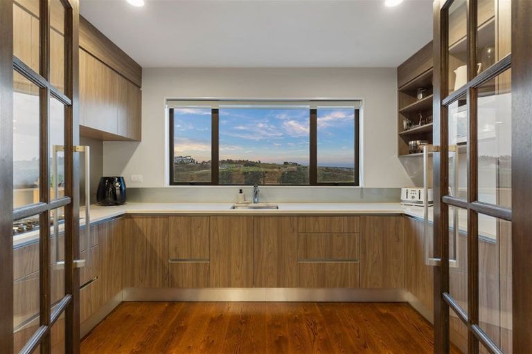 Photo of property in 19 Turutu Place, Long Bay, Auckland, 0630