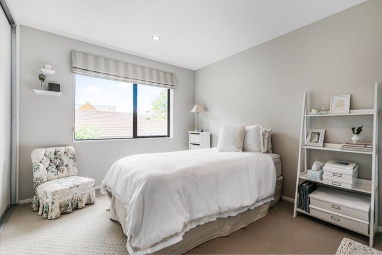 Photo of property in 86 Seabrook Avenue, New Lynn, Auckland, 0600