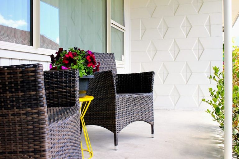 Photo of property in 1/97 Woodbury Street, Russley, Christchurch, 8042