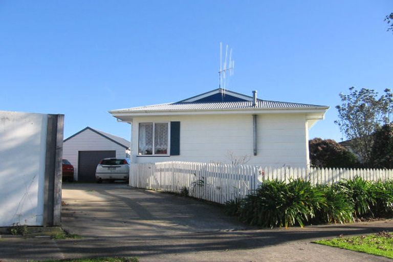 Photo of property in 5 Jupiter Street, Milson, Palmerston North, 4414