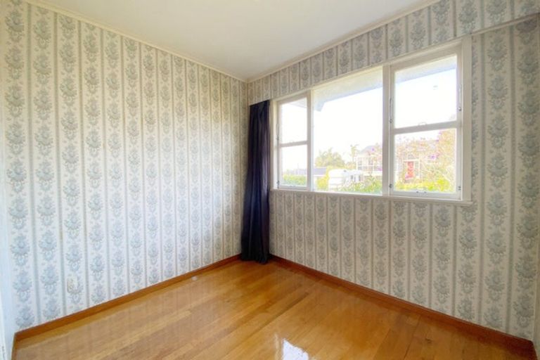 Photo of property in 58 Marlborough Avenue, Glenfield, Auckland, 0629