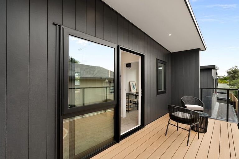 Photo of property in 51a Gordon Avenue, Forrest Hill, Auckland, 0620
