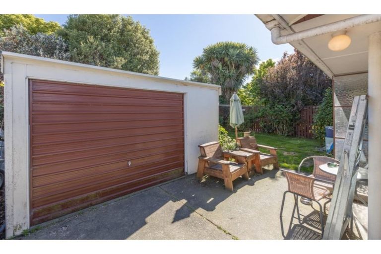 Photo of property in 3/2 Wentworth Street, Ilam, Christchurch, 8041