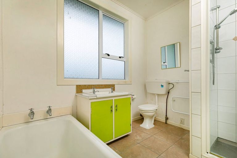 Photo of property in 69 Killarney Avenue, Torbay, Auckland, 0630