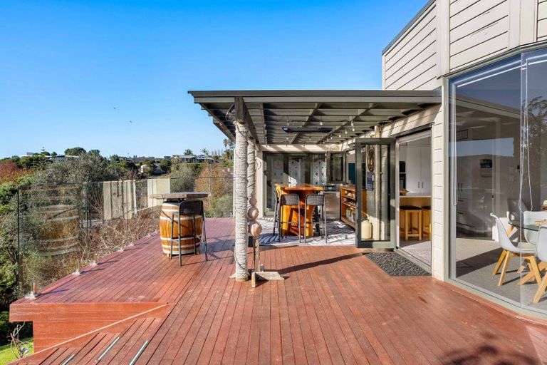 Photo of property in 27 Herbert Drive, Whangamata, 3620