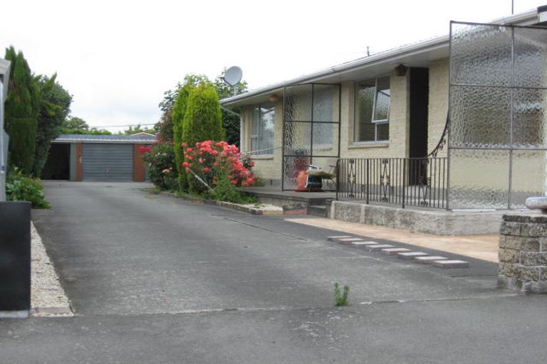Photo of property in 3/8 Peer Street, Upper Riccarton, Christchurch, 8041