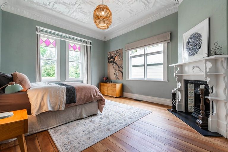 Photo of property in 18 Thornton Road, Cambridge, 3434