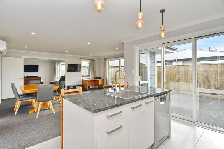 Photo of property in 58 Cassino Street, Rangiora, 7400