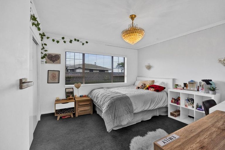 Photo of property in 74 Rata Street, Hawera, 4610