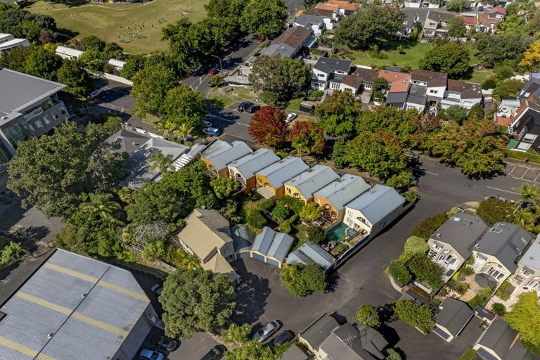 Photo of property in 41a Napier Street, Freemans Bay, Auckland, 1011