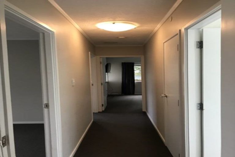 Photo of property in 128 Moire Road, West Harbour, Auckland, 0618