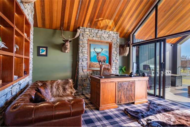 Photo of property in 336 Lake Terrace, Two Mile Bay, Taupo, 3330