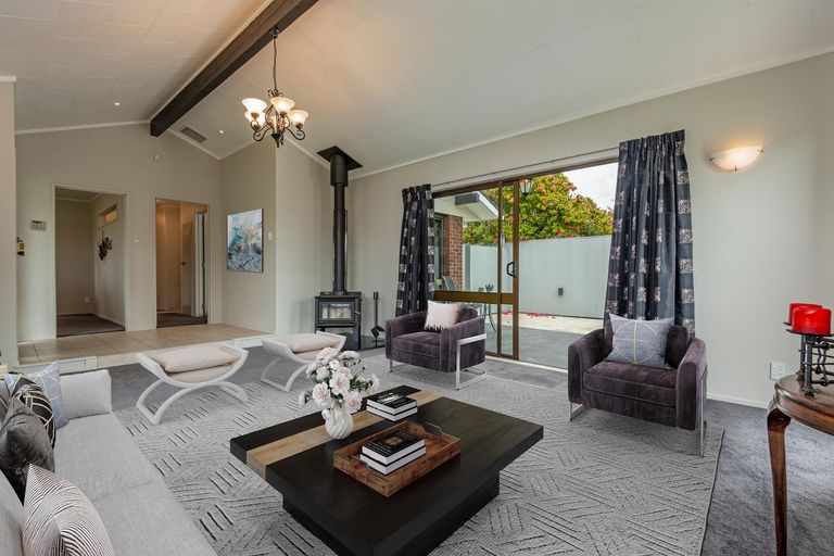 Photo of property in 345 Ruahine Street, Terrace End, Palmerston North, 4410