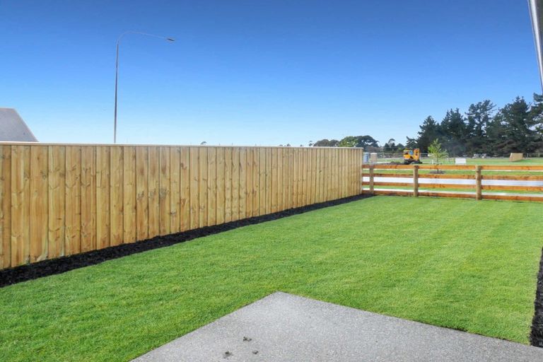 Photo of property in 13 Quinn Crescent, Woodend, 7610