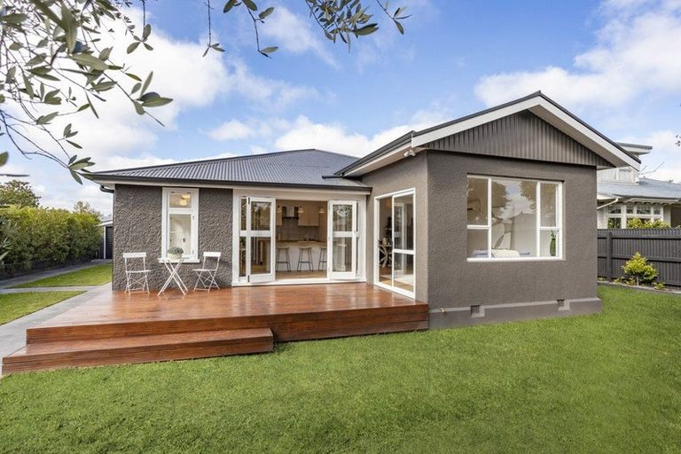 Photo of property in 10 Ayers Street, Rangiora, 7400