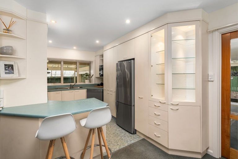 Photo of property in 57 Crofton Road, Harewood, Christchurch, 8051