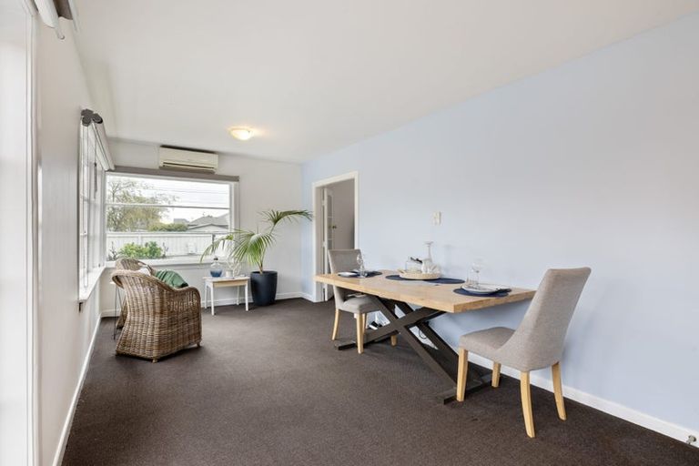 Photo of property in 212 Weston Road, St Albans, Christchurch, 8052
