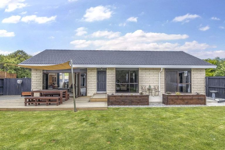 Photo of property in 7a Factory Road, Belfast, Christchurch, 8051