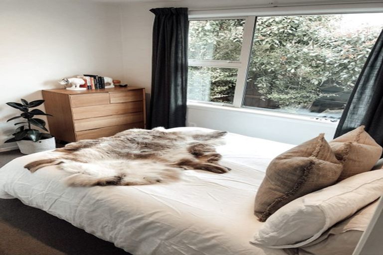 Photo of property in 2/85a Mays Road, Saint Albans, Christchurch, 8052