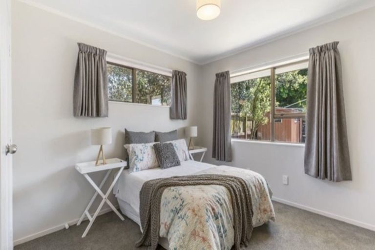 Photo of property in 2/54 Dublin Street, Pukekohe, 2120