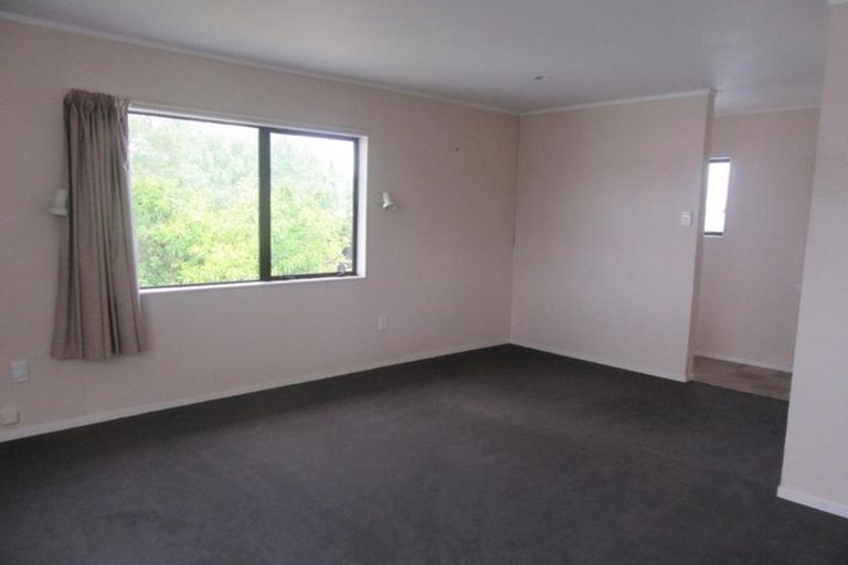 Photo of property in 1 Hugh Place, St Andrews, Hamilton, 3200