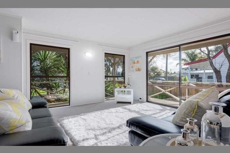 Photo of property in 18 Cherrie Road, Beachlands, Auckland, 2018