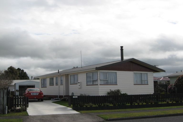 Photo of property in 13 Exeter Street, Stratford, 4332