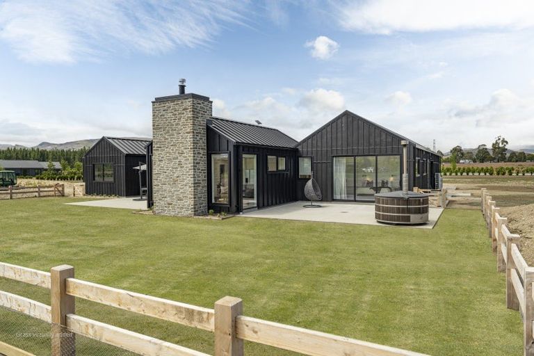 Photo of property in 75 Stone Drive, Cromwell, 9384