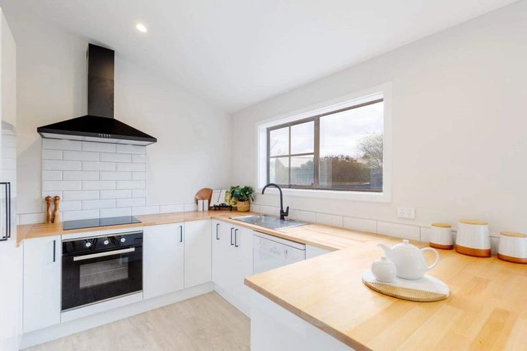 Photo of property in 10 England Street, Phillipstown, Christchurch, 8011