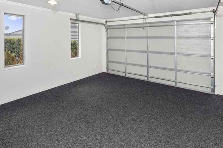 Photo of property in 4 Mcneish Place, Pokeno, 2402