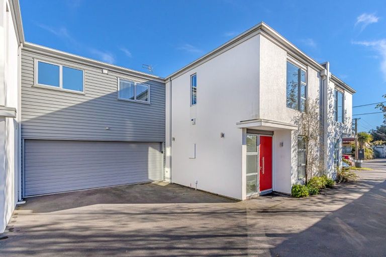 Photo of property in 12 Heywood Terrace, Richmond, Christchurch, 8013