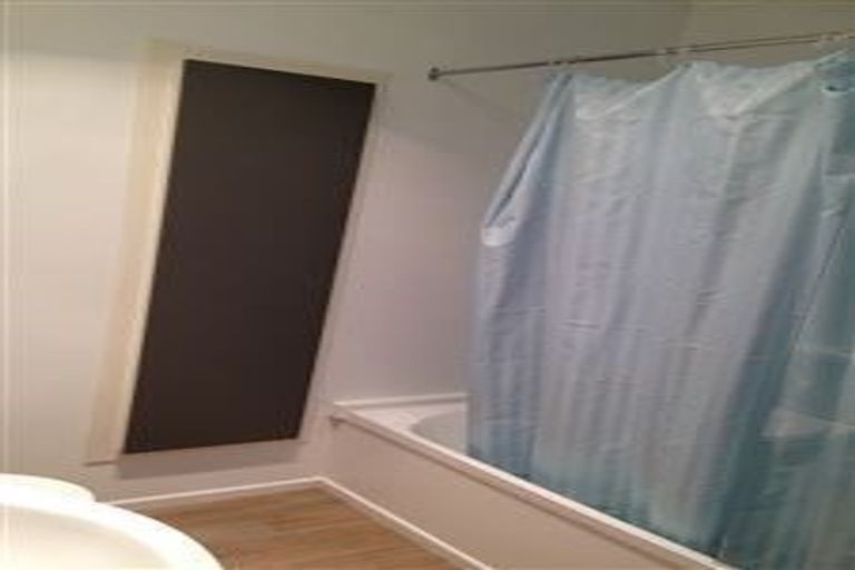 Photo of property in 1 Ferguson Street, Manurewa East, Auckland, 2102