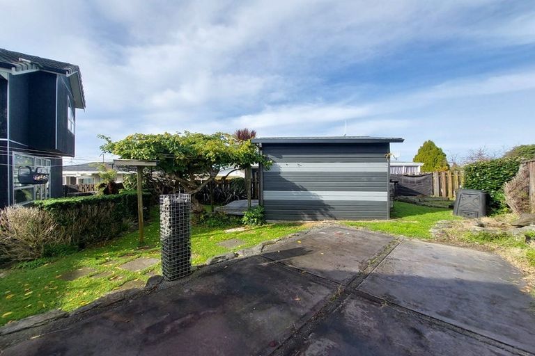 Photo of property in 2/87b Verbena Road, Birkdale, Auckland, 0626