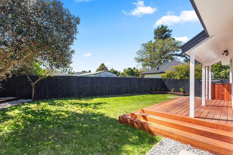 Photo of property in 30a Hooker Avenue, Bryndwr, Christchurch, 8053