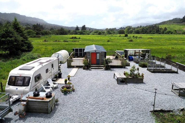 Photo of property in 11 Mcleans Pit Road, Coal Creek, Greymouth, 7802