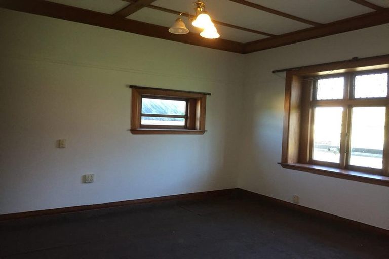Photo of property in 212 Parkhurst Road, Parakai, 0830