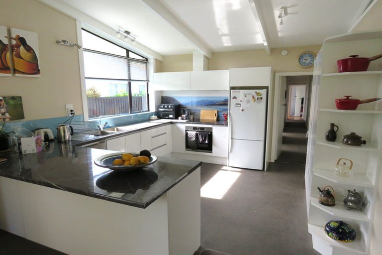 Photo of property in 16a Merrin Street, Avonhead, Christchurch, 8042