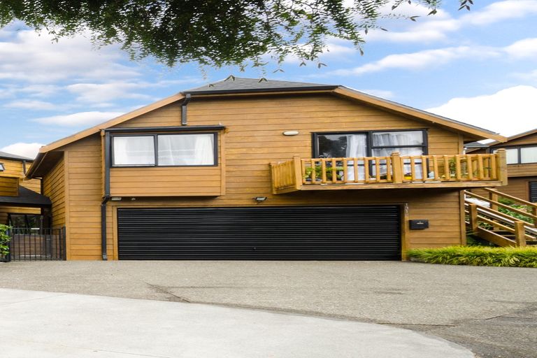 Photo of property in 131a Edmonton Road, Te Atatu South, Auckland, 0610