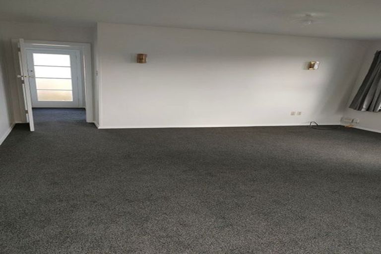 Photo of property in 19 Dunedin Street, Redwood, Christchurch, 8051