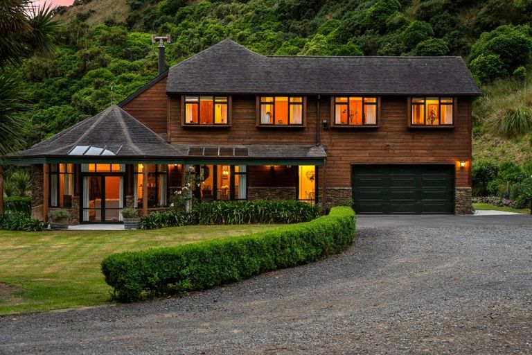 Photo of property in 751 Takarau Gorge Road, Makara, Karori, 6972