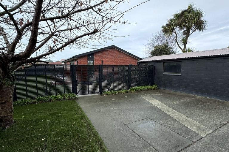 Photo of property in 2/143 Palmers Road, New Brighton, Christchurch, 8083