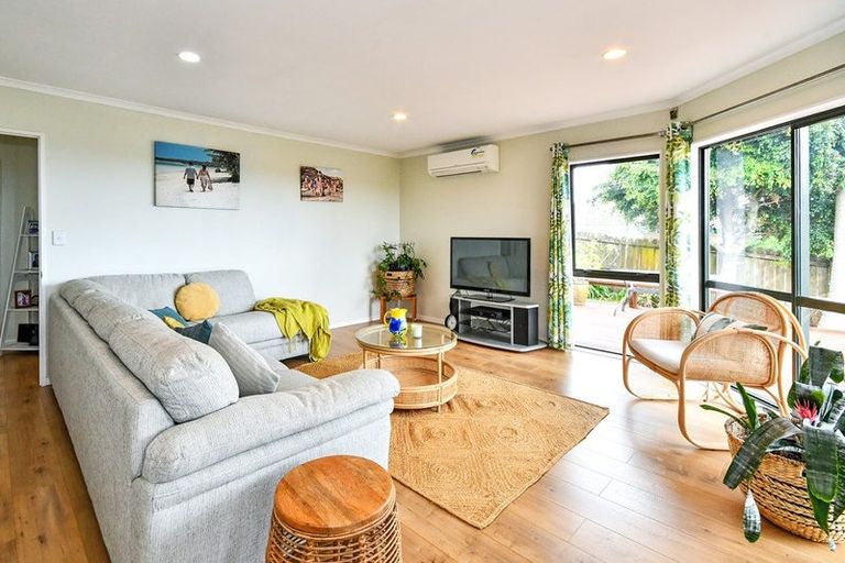 Photo of property in 10 Kylie Court, Clover Park, Auckland, 2019