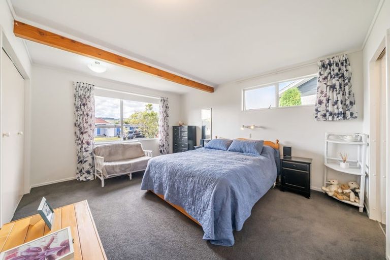 Photo of property in 6 Fathom Lane, Whitby, Porirua, 5024