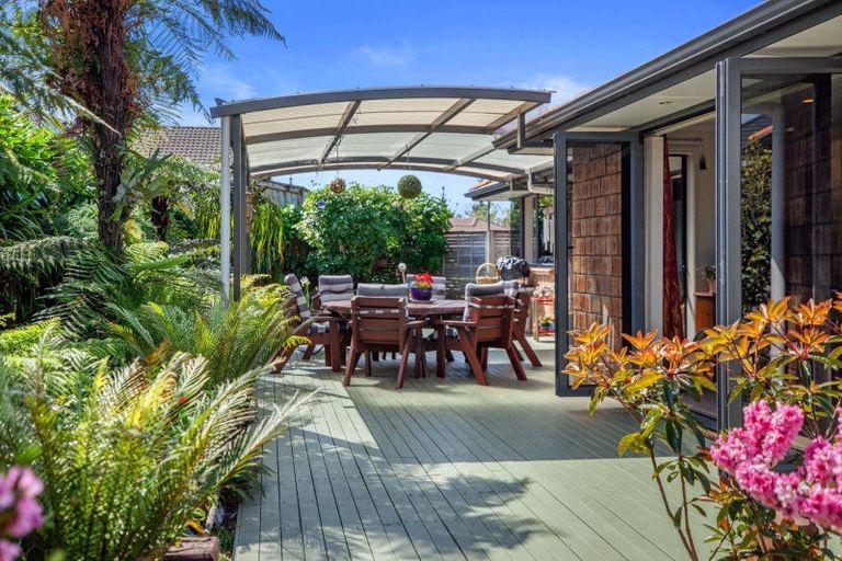 Photo of property in 5 Kirtle Close, Pyes Pa, Tauranga, 3112