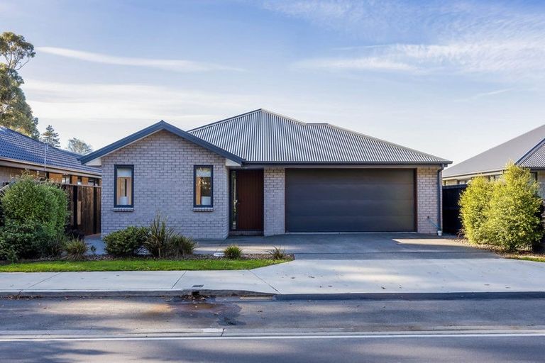 Photo of property in 174 Rangiora Woodend Road, Woodend, 7610