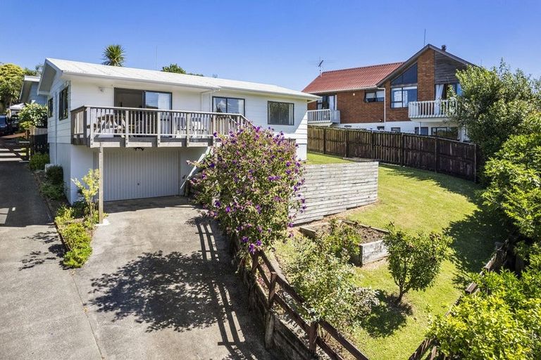 Photo of property in 2/26 Otanerua Road, Hatfields Beach, Orewa, 0931