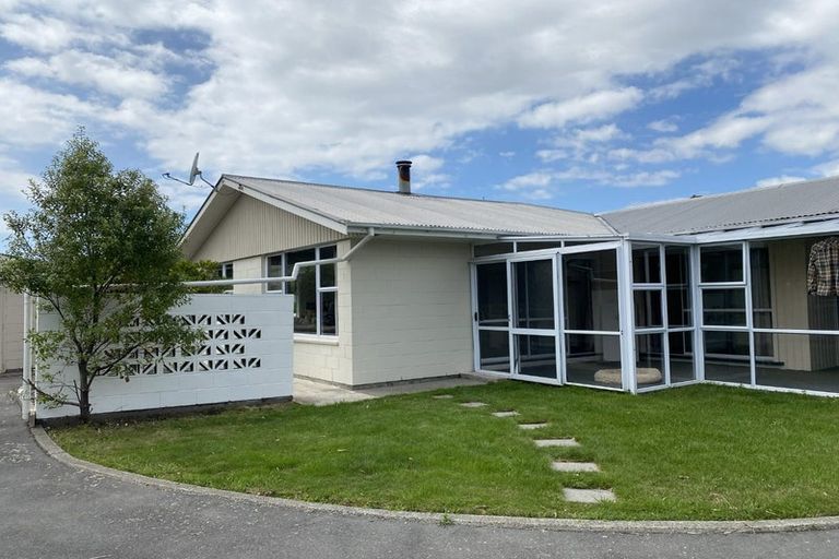 Photo of property in 82 Neville Street, Spreydon, Christchurch, 8024